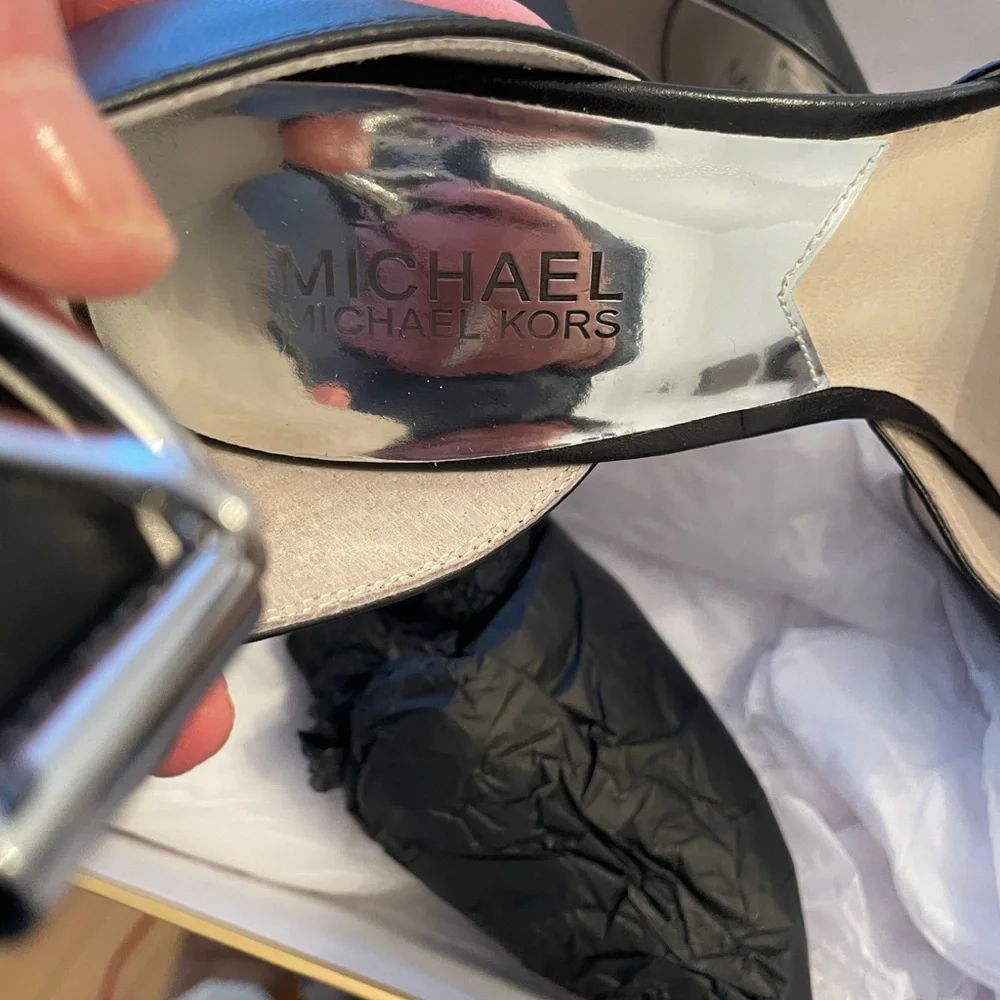 Michael Kors Black Leather Heels with Buckle - Picture 6 of 9